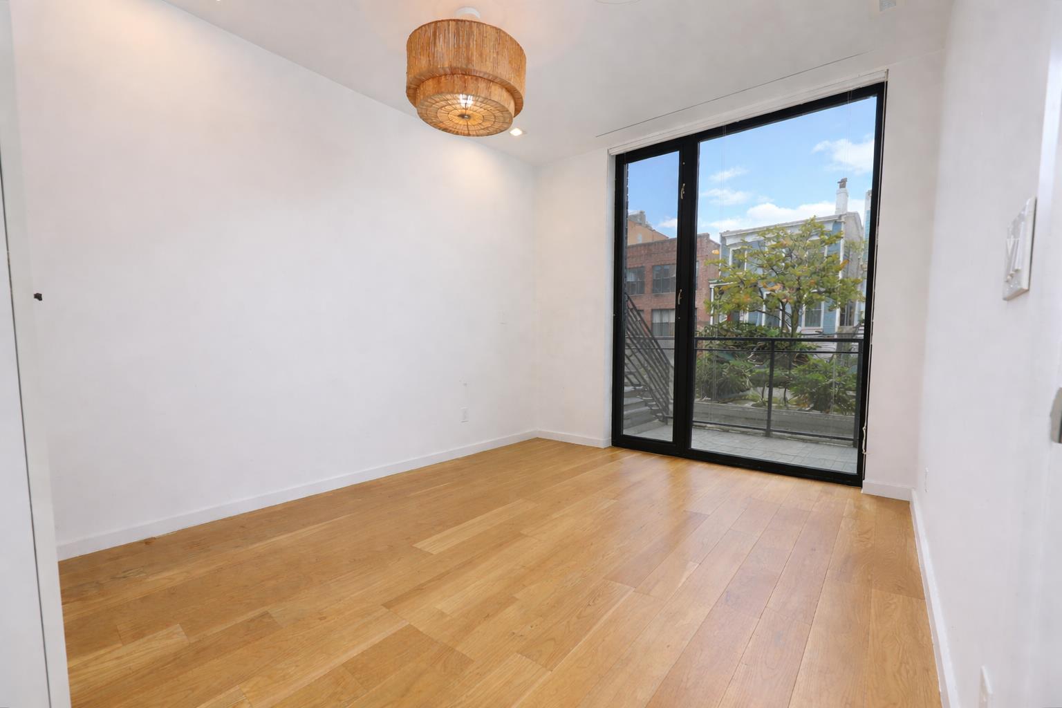 548 Lafayette Avenue #1-A, Bedford-Stuyvesant, Brooklyn, NY 11205 - Property photo 5 of 8