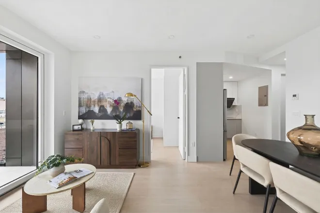 28-08 21st Street #2-C, Astoria, NY 11102