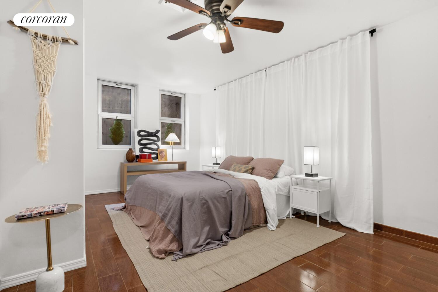 196 SCHOLES Street #1B, Williamsburg, Brooklyn, NY 11211 - Property photo 2 of 9