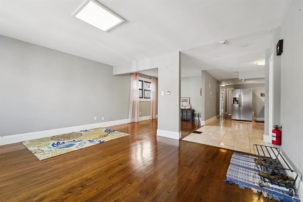 15 LINDEN Avenue, Jersey City, JC Greenville, NJ 07305 - Property photo 4 of 23
