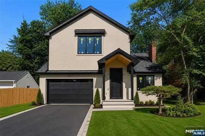 514 High, Closter, NJ 07624