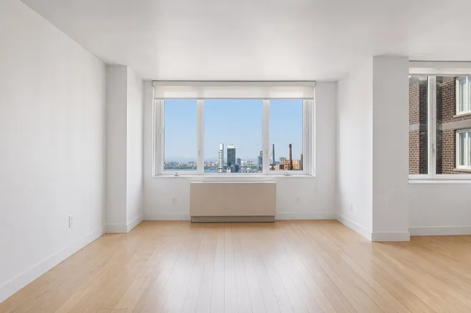 322 West 57th Street #39U, New York, NY 10019