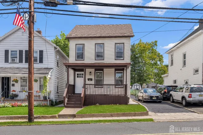 91 South Main Street, miltown, NJ 08884