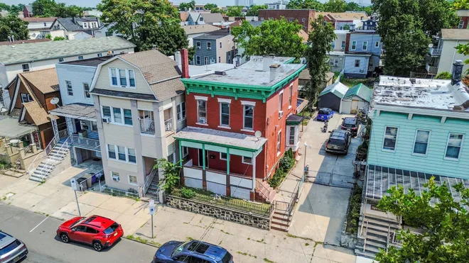 206 DANFORTH Avenue, JC, Greenville, NJ 07305