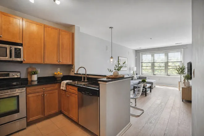 24 AVENUE AT PORT IMPERIAL, West New York, NJ 07093