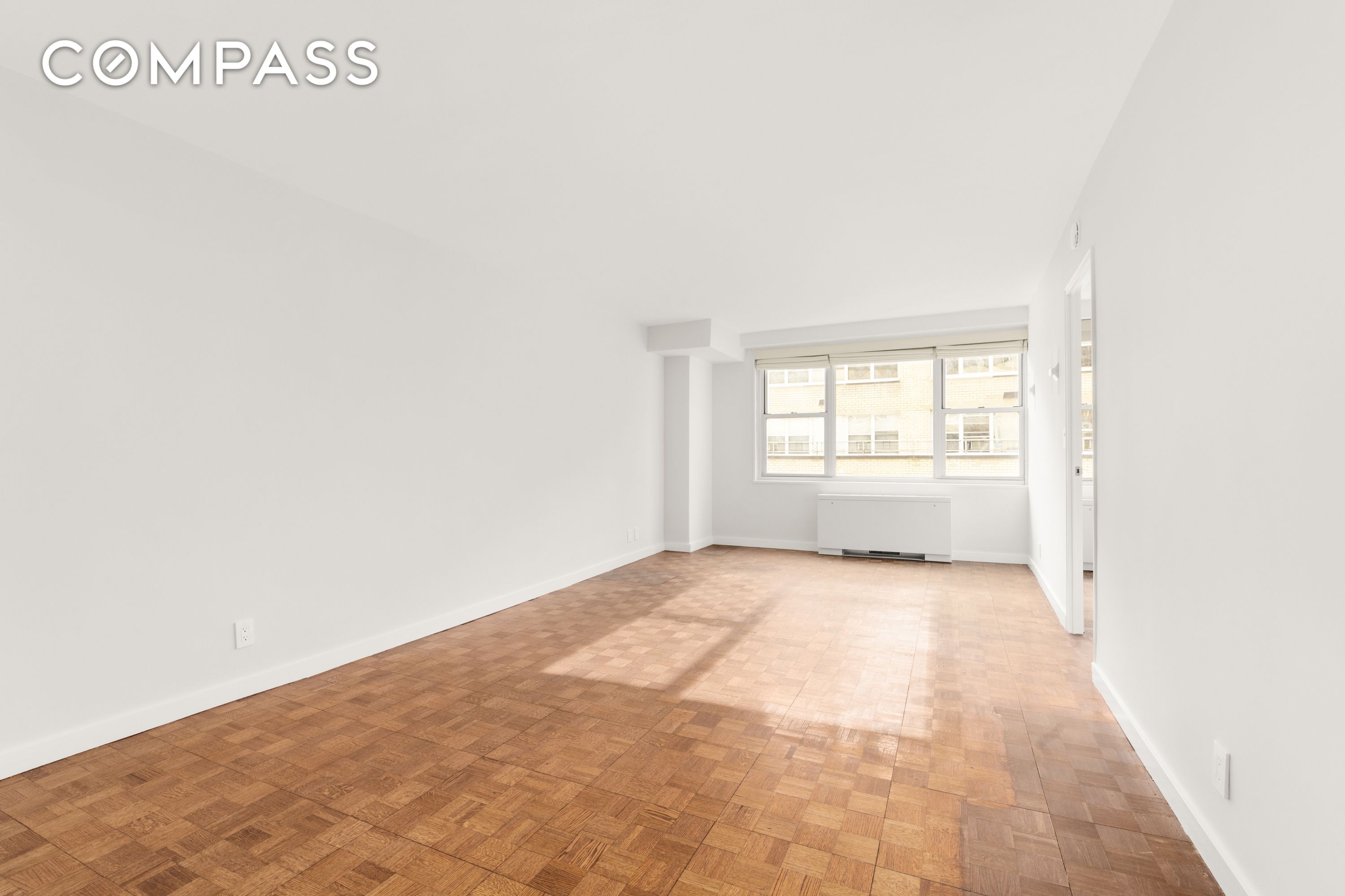 520 East 72nd Street #10H, Lenox Hill, Manhattan, NY 10021 - Property photo 4 of 17