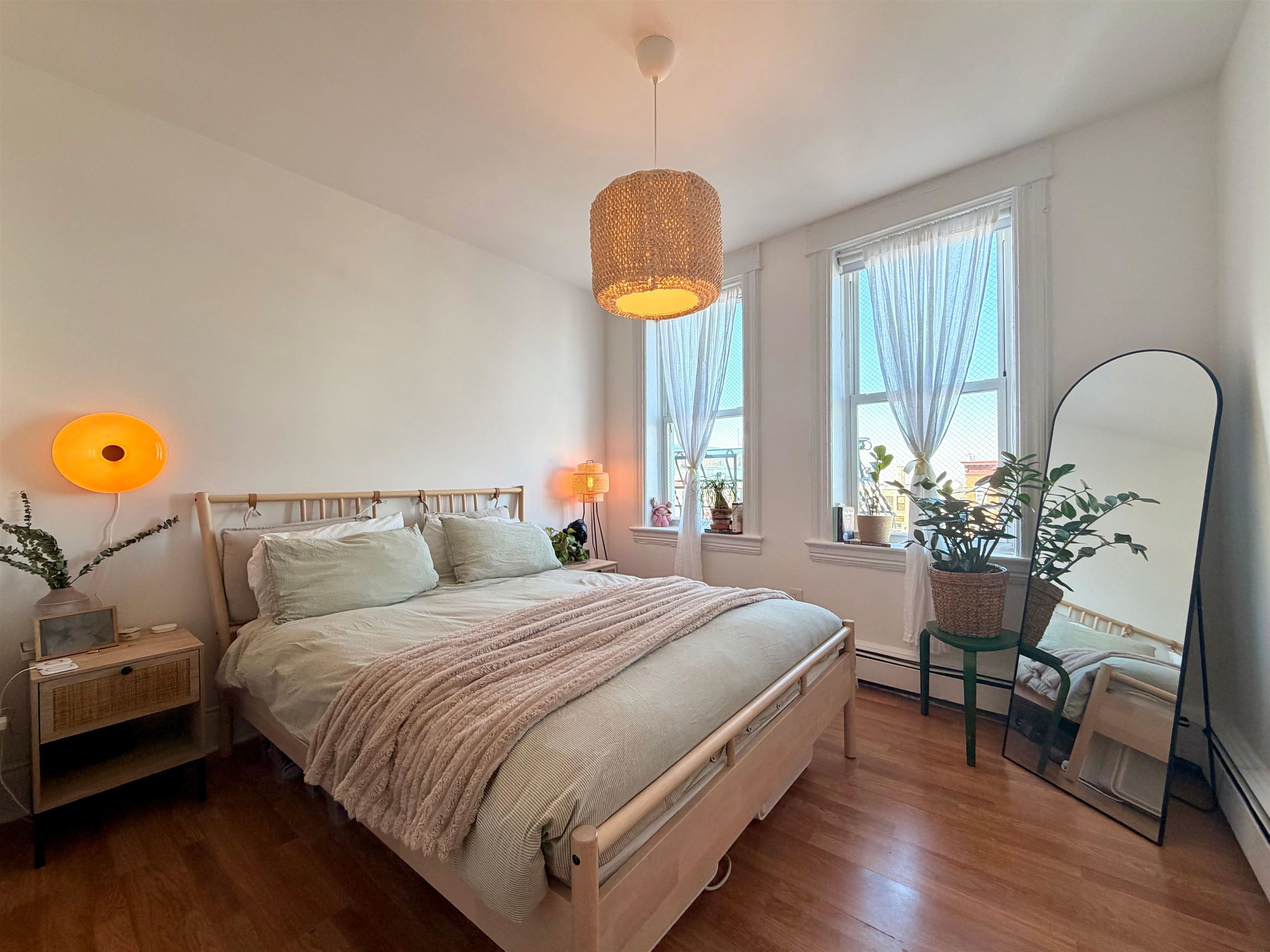 4306 KENNEDY Boulevard, Union City, Union City, NJ 07087 - Property photo 3 of 16