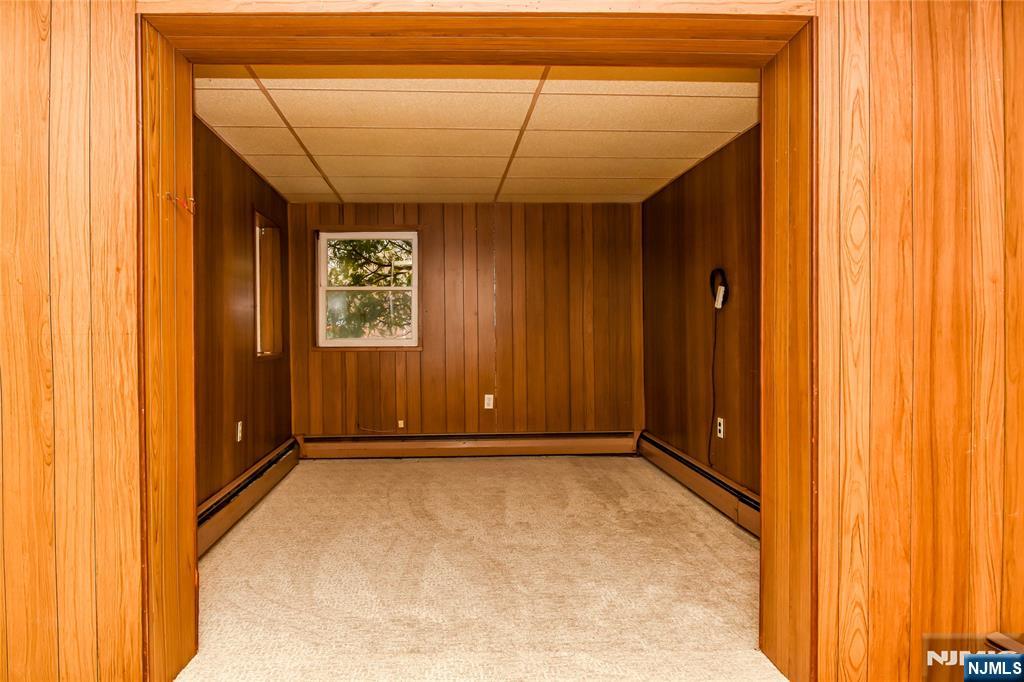 213 Otterhole, West Milford Township, West Milford, NJ 07480 - Property photo 5 of 27