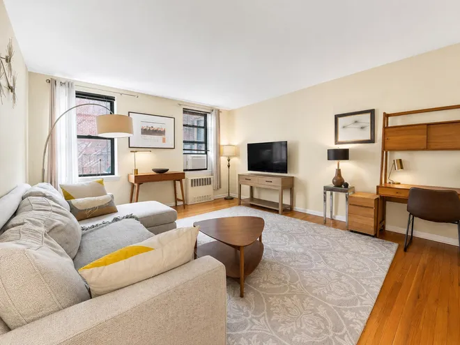 302 96th Street #4-G, Brooklyn, NY 11209