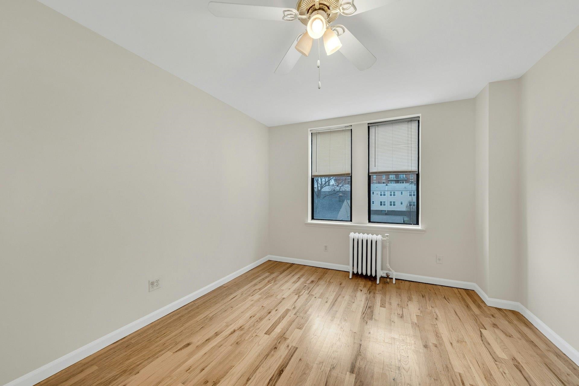 3315 PLEASANT Avenue, Union City, Union City, NJ 07087 - Property photo 3 of 15