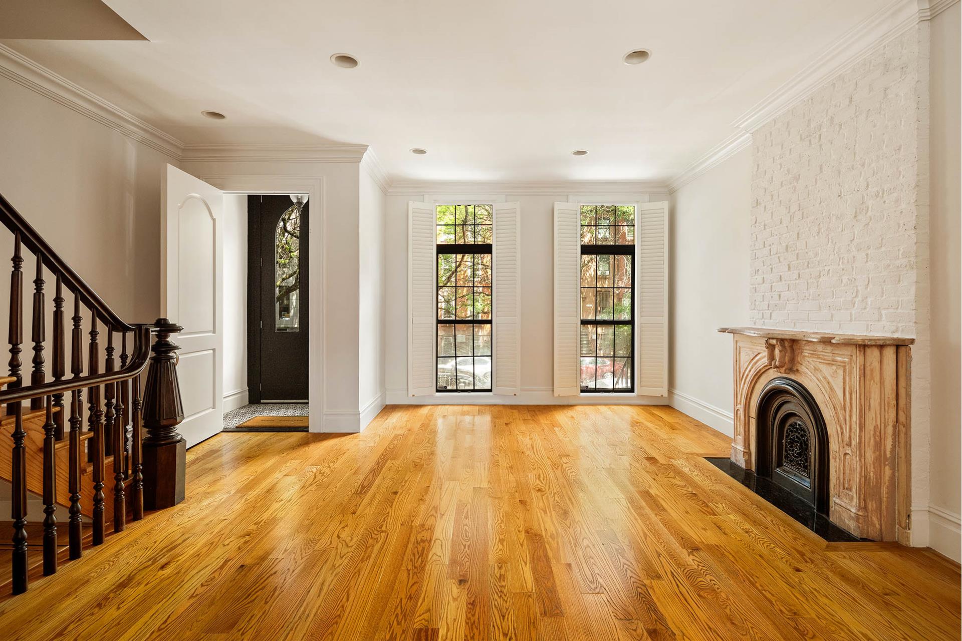 358 GATES Avenue, Bedford-Stuyvesant, Brooklyn, NY 11216 - Property photo 3 of 20