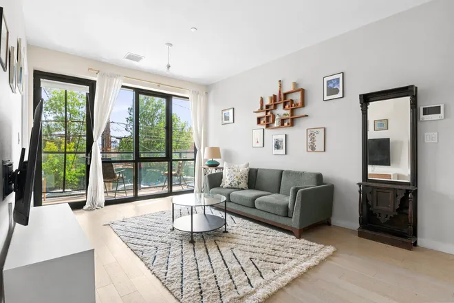362 VAN BRUNT Street #1D, Brooklyn, NY 11231