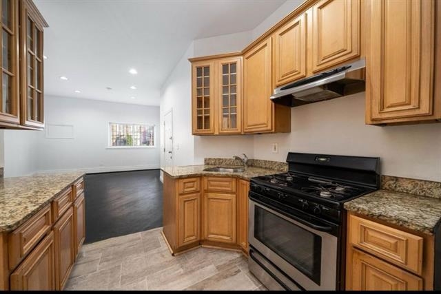 75 PALISADE Avenue, Jersey City, JC Heights, NJ 07306 - Property photo 5 of 15