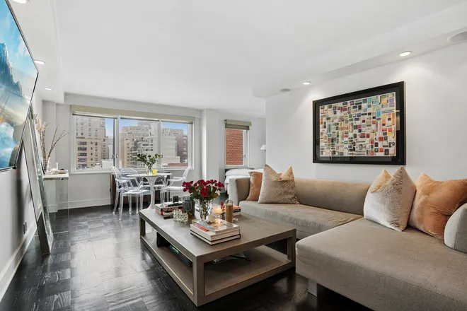 201 East 25th Street #10L, New York, NY 10010
