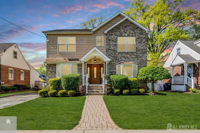 22 Macarthur Avenue, Columbia Manor Sec 02, NJ 07016
