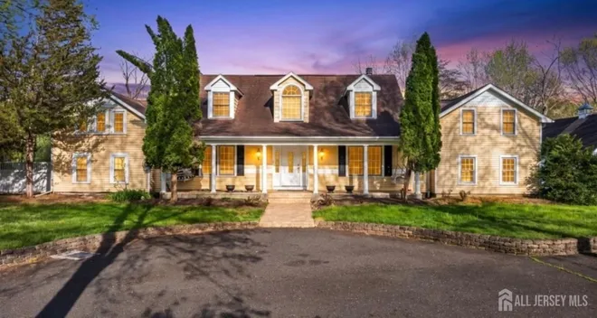 325 Matchaponix Road, Number, NJ 08831