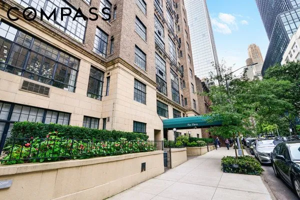 230 East 50th Street #9C, New York, NY 10022