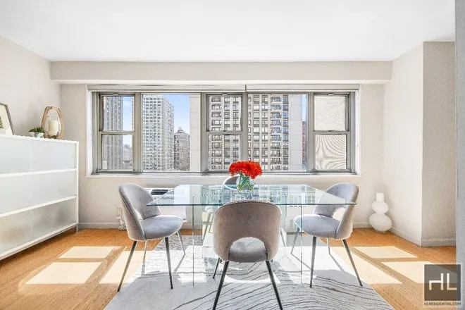 100 West 93rd Street #8K, New York, NY 10025