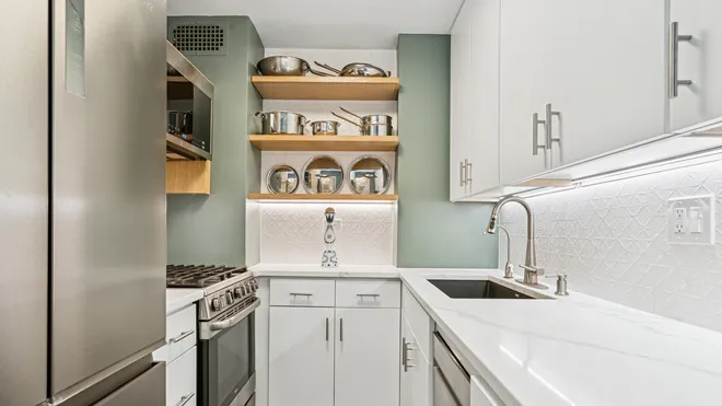 333 East 66th Street #5R, New York, NY 10021