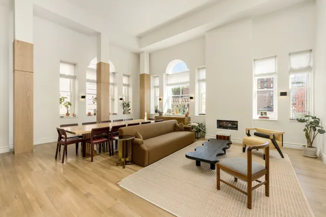 1 Bond Street #PHB, New York, NY 10012