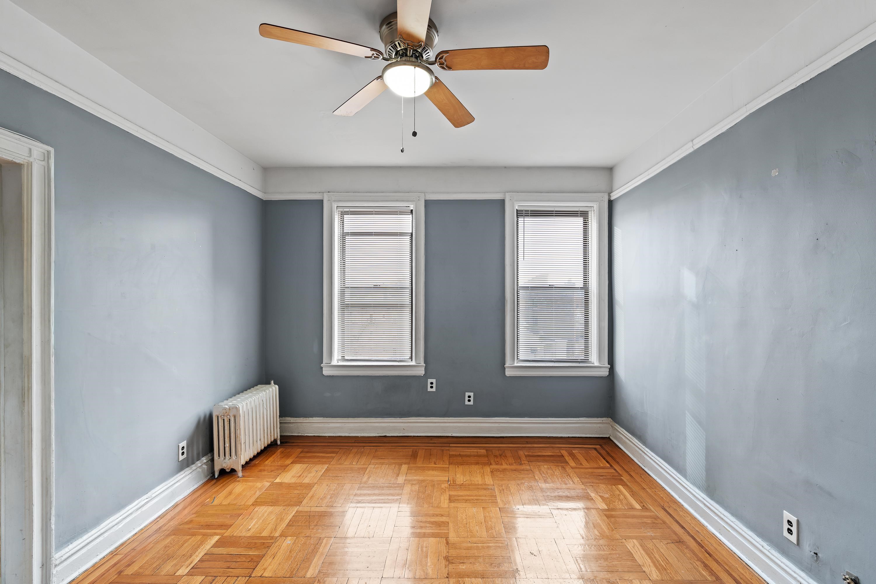 124 STORMS Avenue, Jersey City, JC Journal Square, NJ 07306 - Property photo 3 of 9
