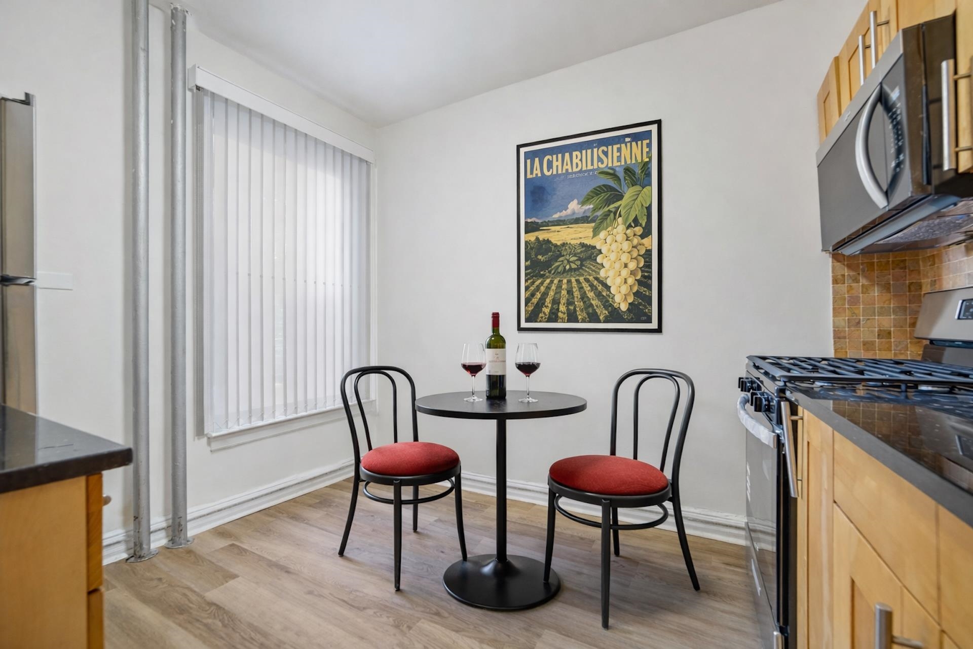270 HARRISON Avenue, Jersey City, JC Journal Square, NJ 07304 - Property photo 4 of 12