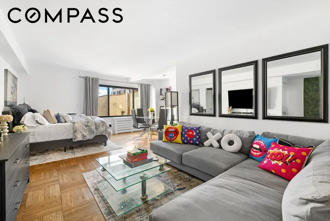 200 East 36th Street #8A, New York, NY 10016