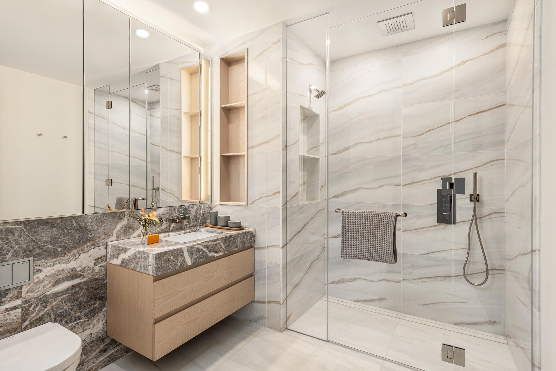 125 GREENWICH Street #62C, Financial District, Manhattan, NY 10006 - Property photo 3 of 37