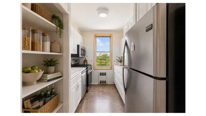 2260 BENSON Avenue #5J, Brooklyn, NY 11214
