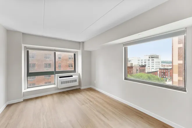 535 West 52nd Street #7-B, New York, NY 10019