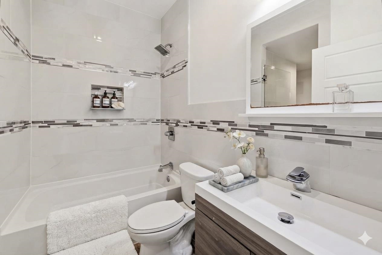 141 BEACH Street #1, Jersey City, JC Heights, NJ 07307 - Property photo 5 of 21