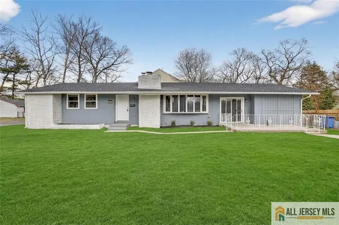 1102 Evergreen Boulevard, Township/Pemberton, NJ 08015