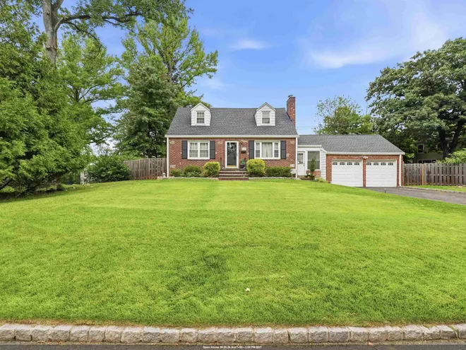2025 HILL TOP Road, SCOTCH PLAINS TWP, NJ 07076
