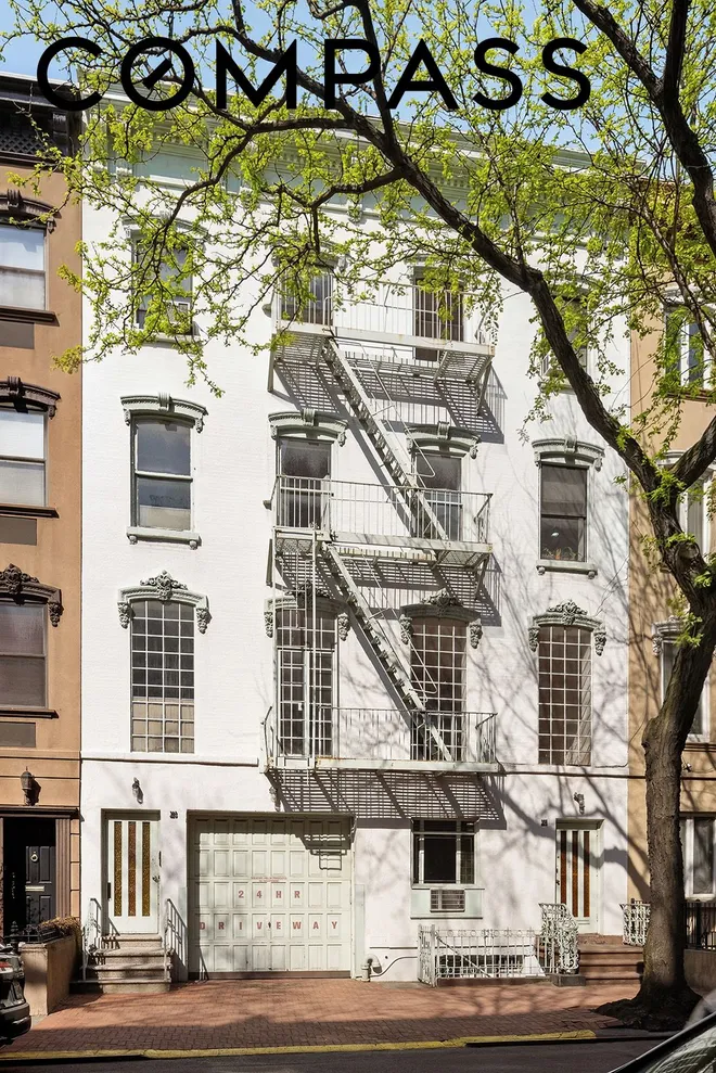 223-225 East 31st Street, New York, NY 10016