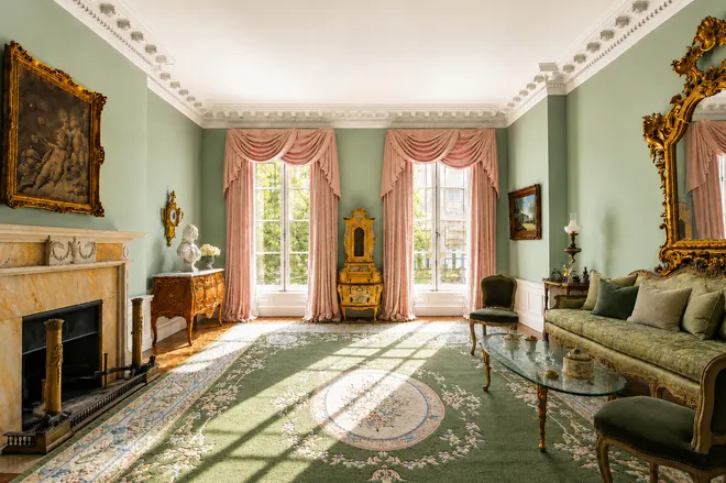 21 East 81st Street, New York, NY 10028