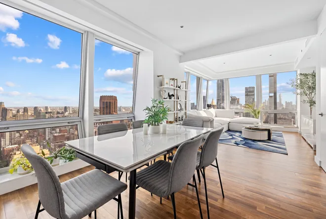 400 5th Avenue #46AB, New York, NY 10018