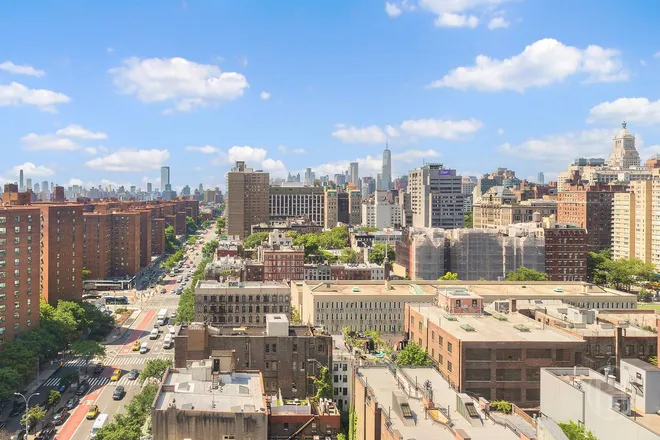 385 1st Avenue #18H, New York, NY 10010-4800