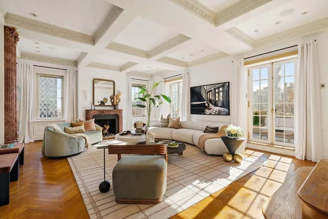 333 East 68th Street #PHA, New York, NY 10065
