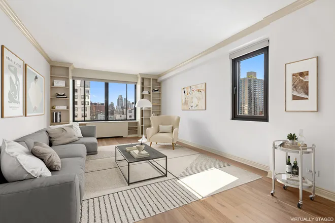203 East 72nd Street #15D, New York, NY 10021