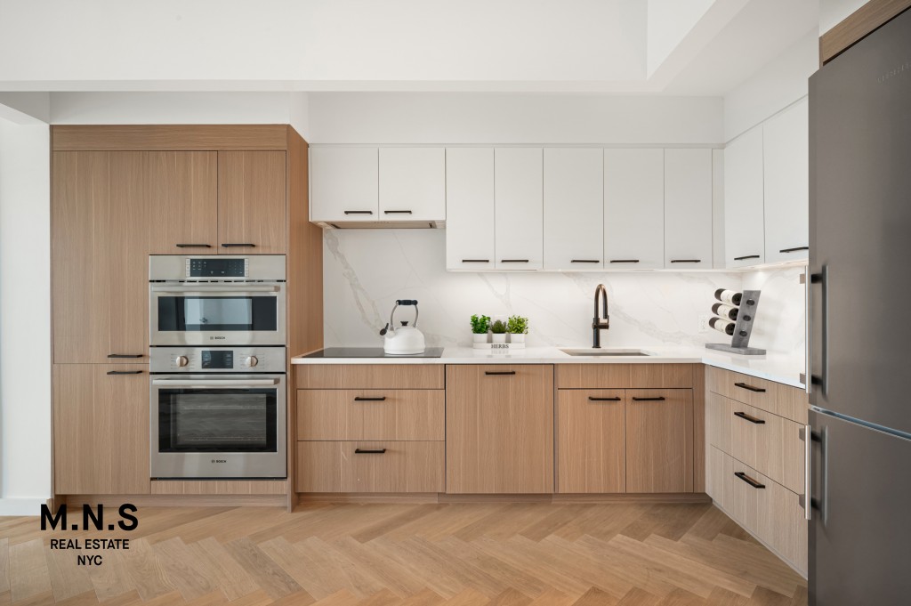 22-54 46th Street #504, Ditmars Steinway, Queens, NY 11105 - Property photo 2 of 82