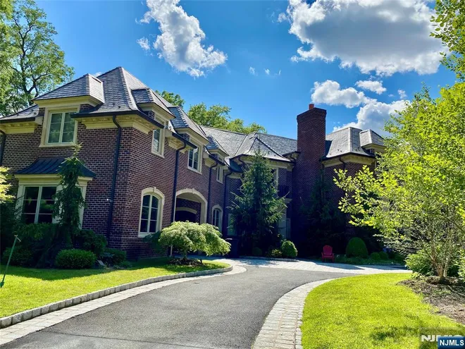 1500 River, Teaneck, NJ 07666