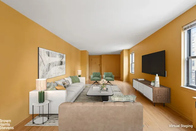 77 7th Avenue #6P, New York, NY 10011