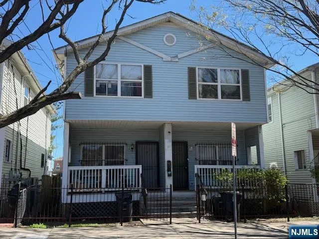 290 Bergen, Newark, NJ 07103