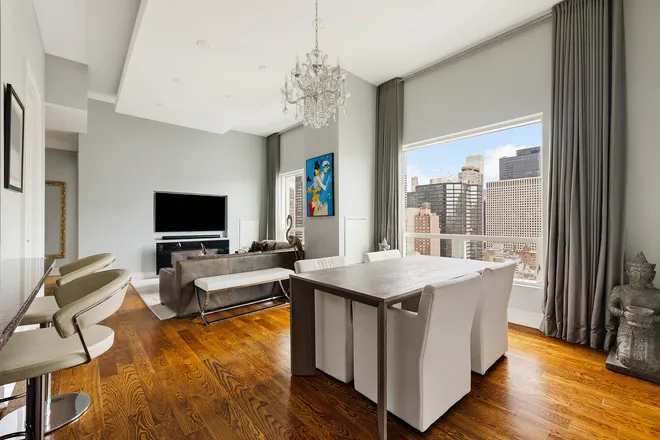 250 East 49th Street #22BA, New York, NY 10017