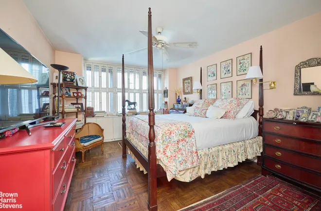 235 East 57th Street #16D, New York, NY 10022