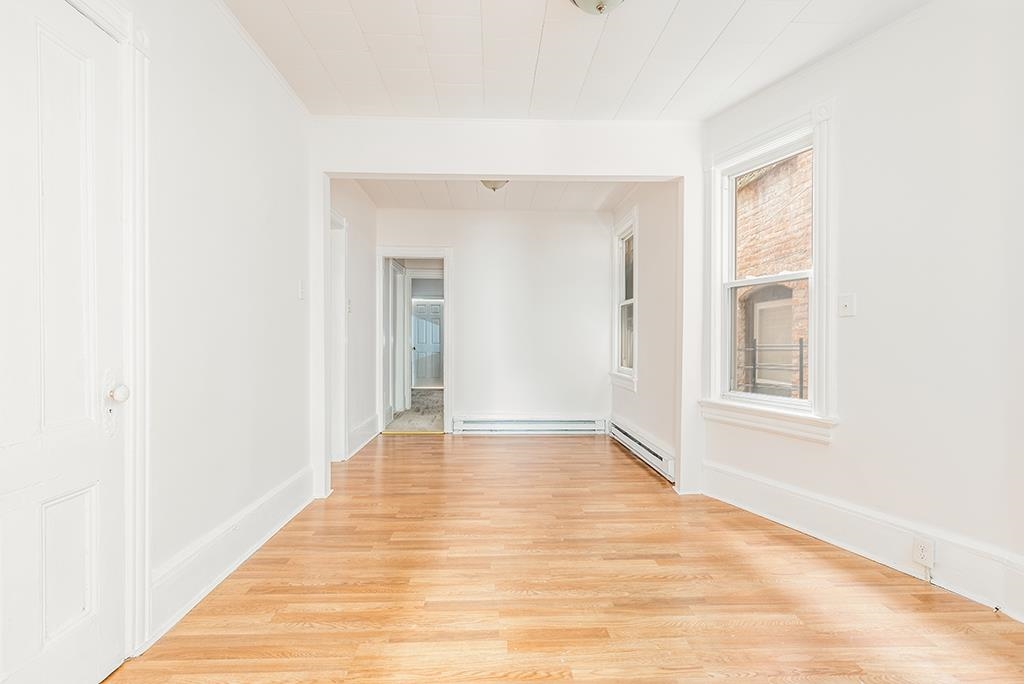 39 WEST 47th Street, Bayonne City, Bayonne, NJ 07002 - Property photo 5 of 11