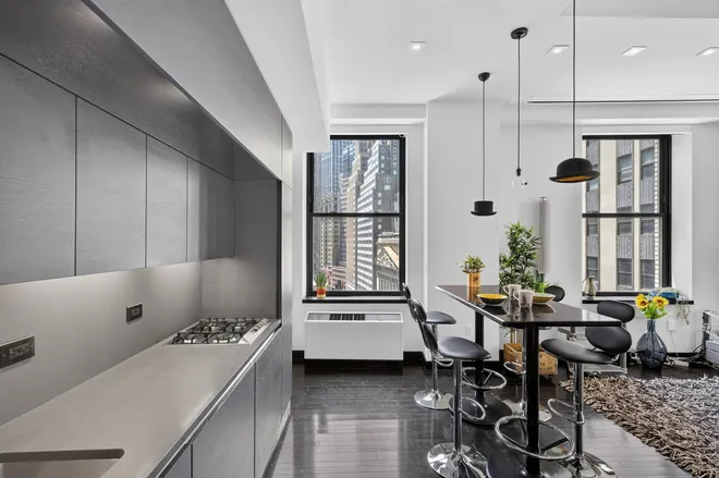 20 PINE Street #908, New York, NY 10005