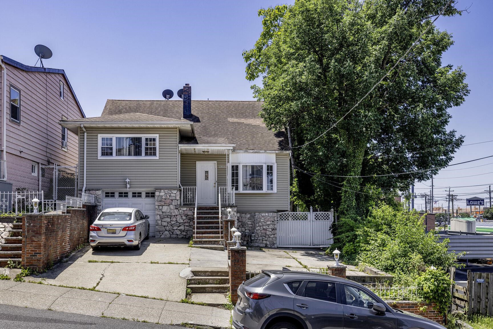 1703 81st Street, North Bergen Township, North Bergen, NJ 07047 - Property photo 5 of 26