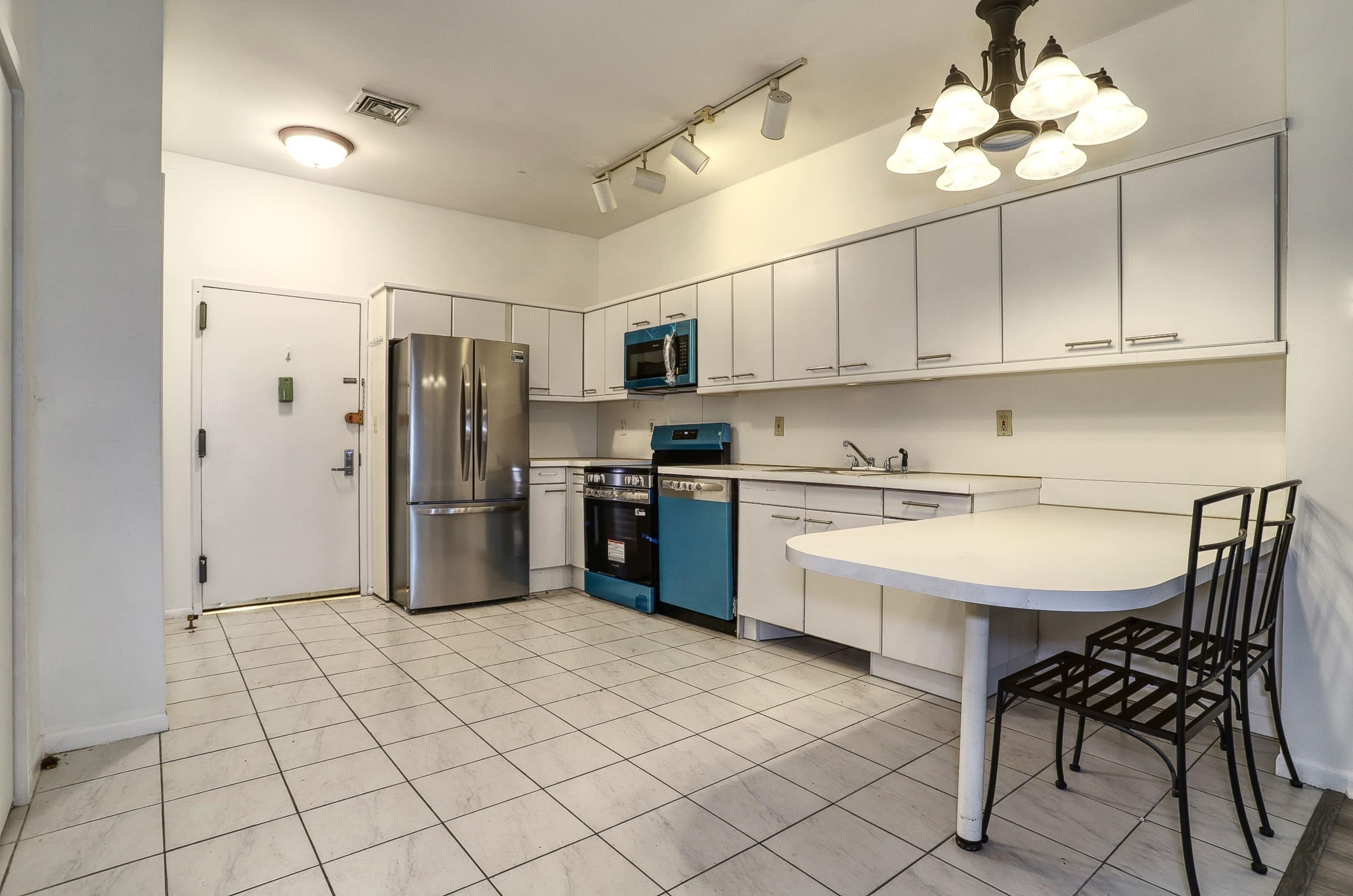 75 LIBERTY Avenue, Jersey City, JC Journal Square, NJ 07306 - Property photo 5 of 32