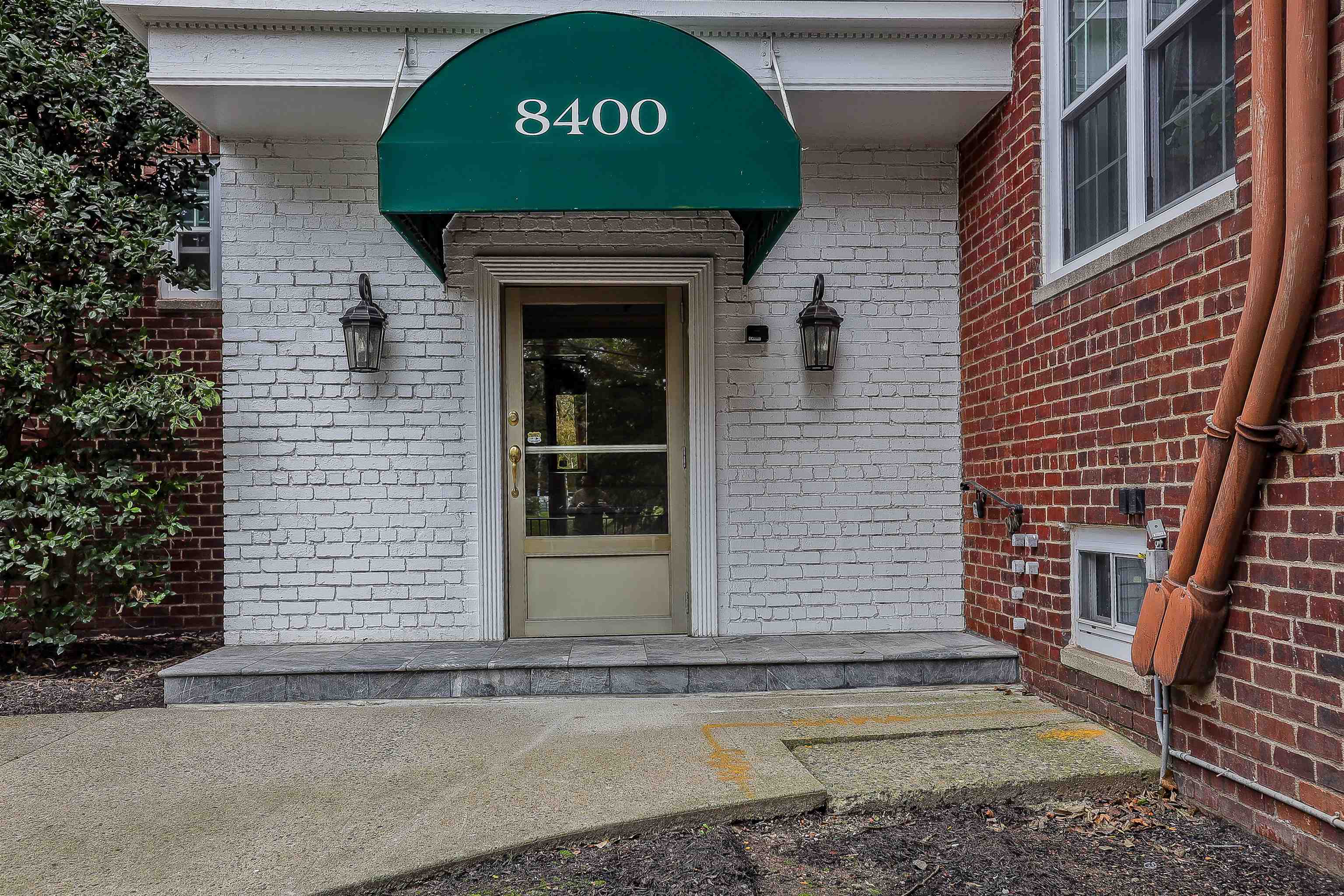 8400 Boulevard EAST, North Bergen Township, North Bergen, NJ 07047 - Property photo 5 of 36